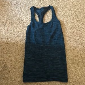 Lululemon tank top